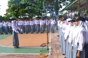 KEPALA BNNK BATU MENJADI PEMBINA UPACARA