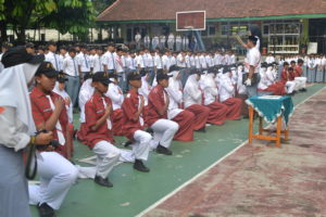 KEPALA BNNK BATU MENJADI PEMBINA UPACARA