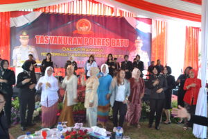 Menghadiri Tasyakuran Dalam Rangka Memperingati Hari Bhayangkara ke 73