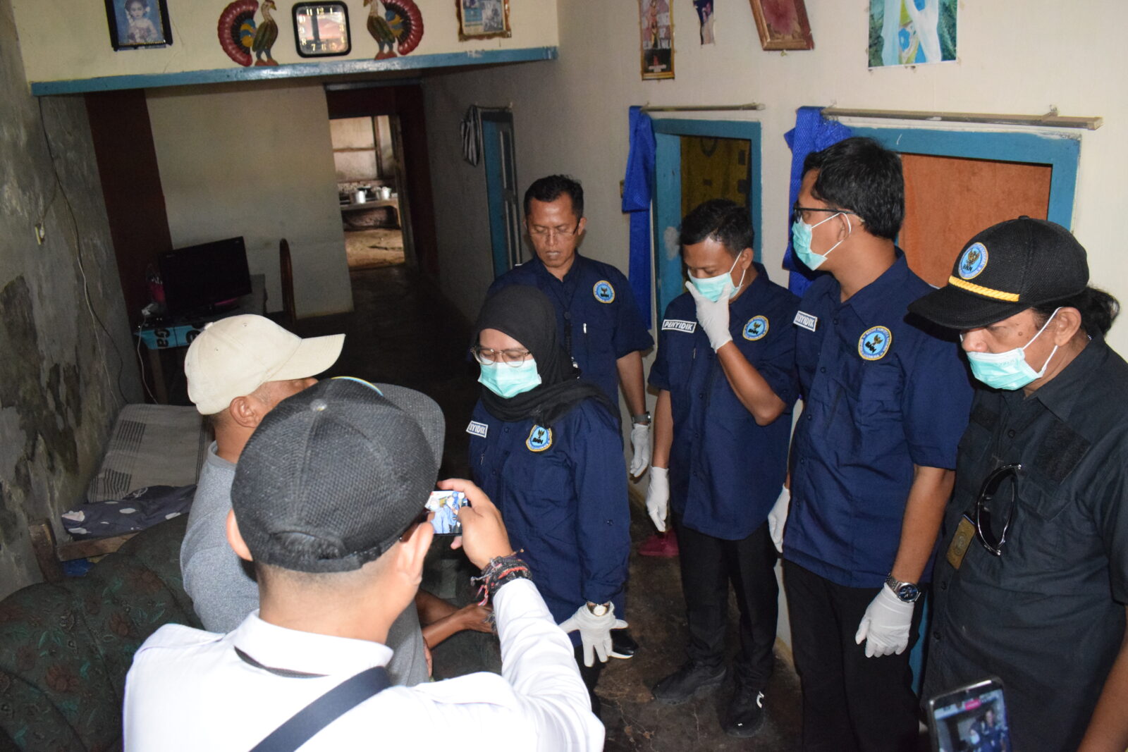 PENGGELEDAHAN KASUS TINDAK PIDANA NARKOTIKA DI DESA PETUNGSEWU, KABUPATEN MALANG PENGGELEDAHAN KASUS TINDAK PIDANA NARKOTIKA DI DESA PETUNGSEWU, KABUPATEN MALANG
